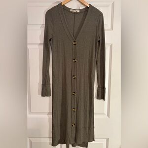 Free People Long Ribbed Sweater, Size Small. EUC!